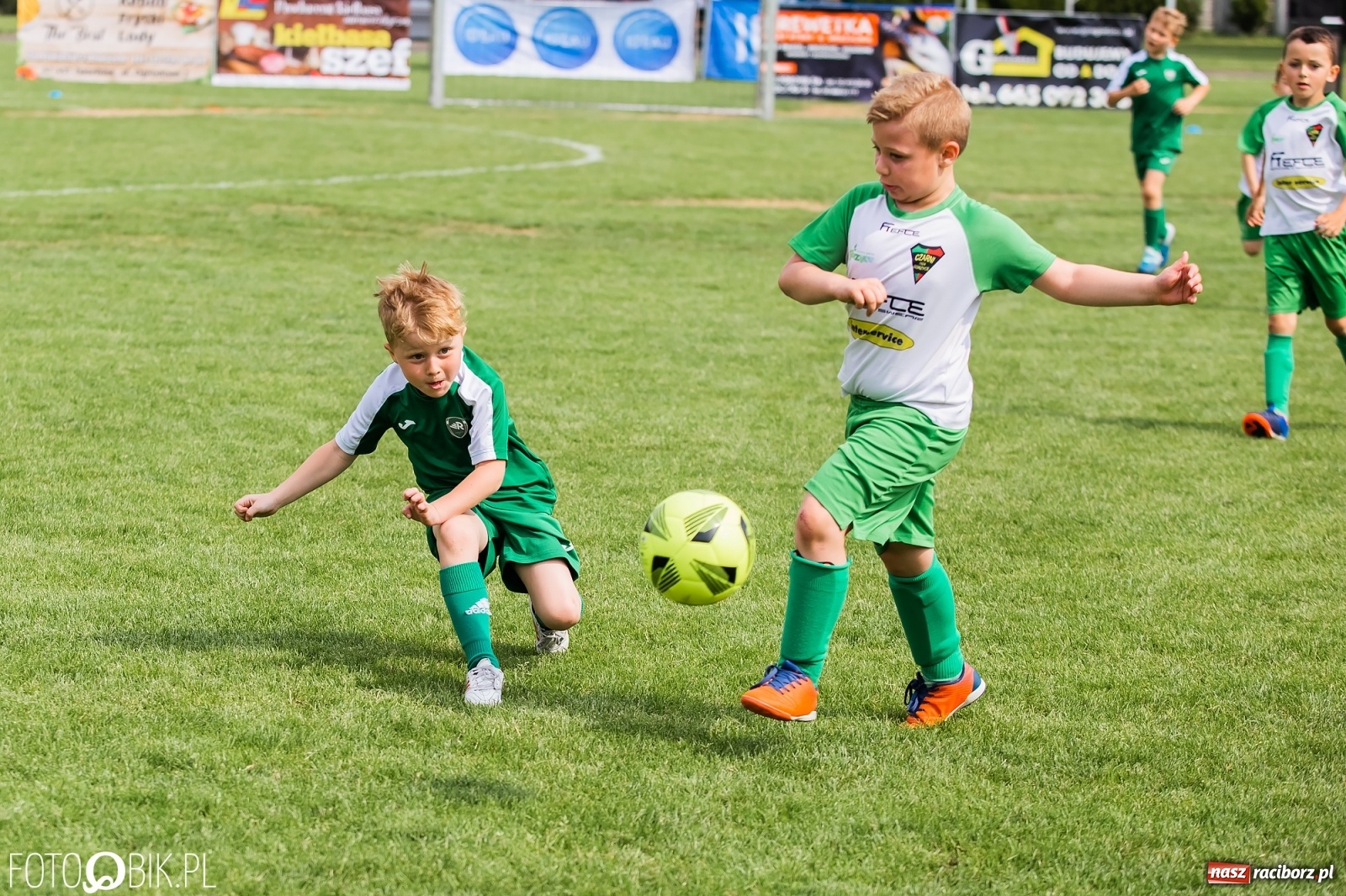 Zdjęcie w galerii na portalu naszraciborz.pl: Piłkarska rywalizacja rocznika 2014 w Tworków Cup [FOTO] wiadomości z regionu