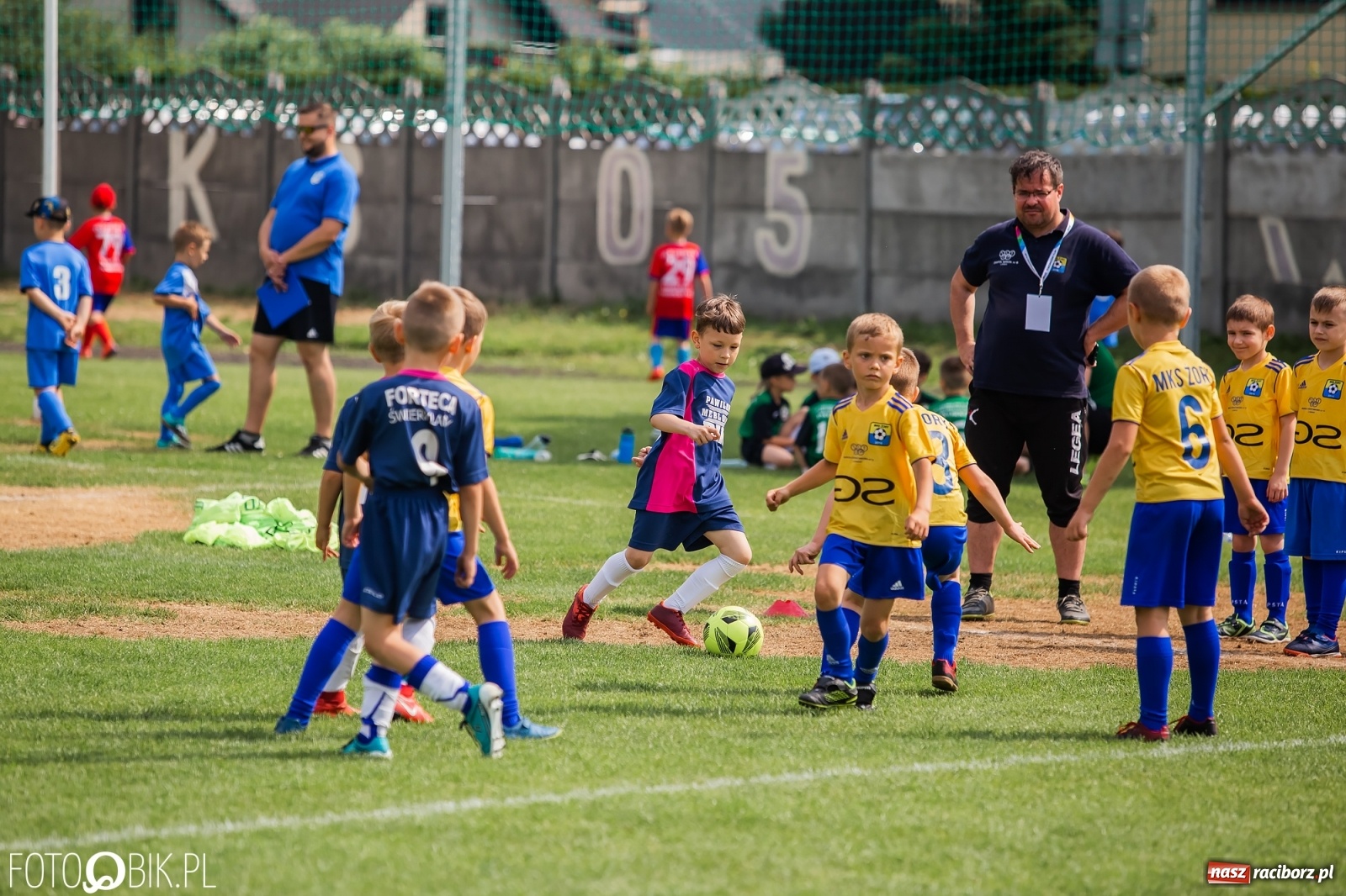 Zdjęcie w galerii na portalu naszraciborz.pl: Piłkarska rywalizacja rocznika 2014 w Tworków Cup [FOTO] wiadomości z regionu
