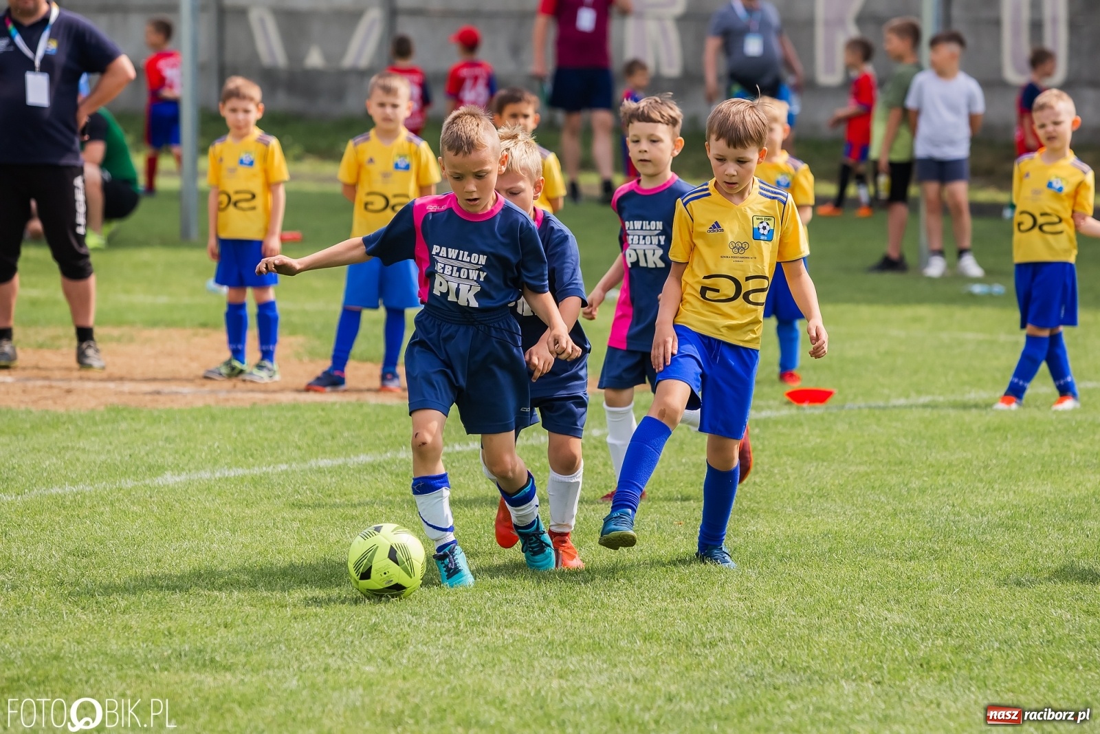 Zdjęcie w galerii na portalu naszraciborz.pl: Piłkarska rywalizacja rocznika 2014 w Tworków Cup [FOTO] wiadomości z regionu