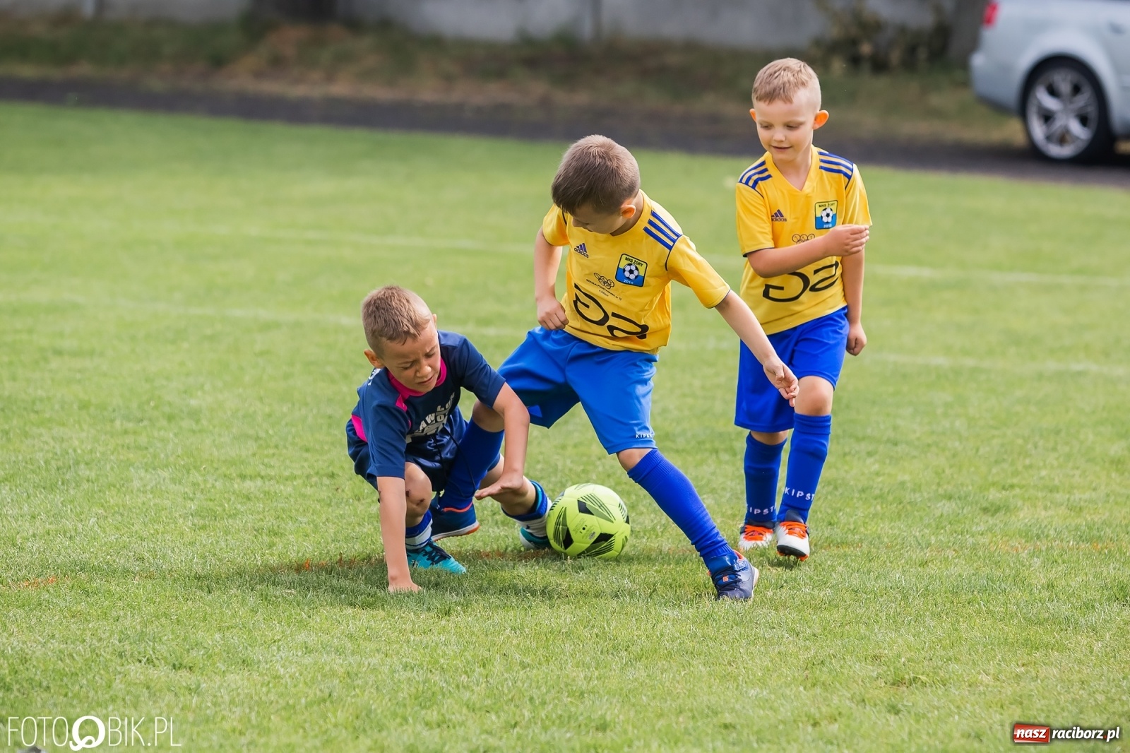 Zdjęcie w galerii na portalu naszraciborz.pl: Piłkarska rywalizacja rocznika 2014 w Tworków Cup [FOTO] wiadomości z regionu