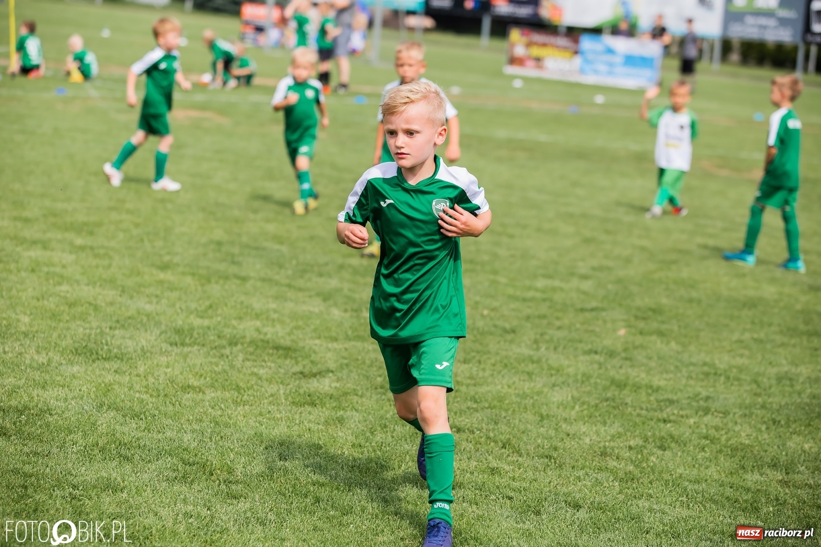 Zdjęcie w galerii na portalu naszraciborz.pl: Piłkarska rywalizacja rocznika 2014 w Tworków Cup [FOTO] wiadomości z regionu