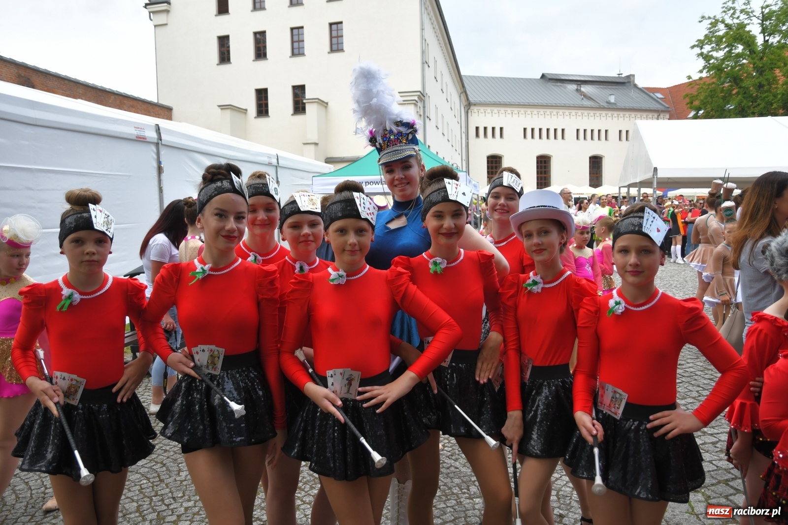 Zdjęcie w galerii na portalu naszraciborz.pl: I Ogólnopolski Mażoretkowy Zawrót Głowy Racibórz 2021 wiadomości z regionu