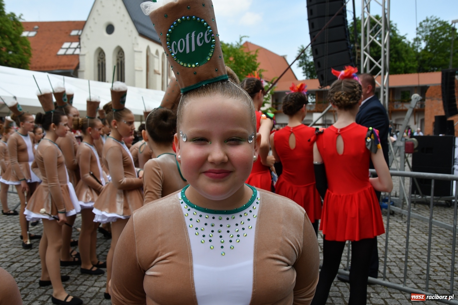 Zdjęcie w galerii na portalu naszraciborz.pl: I Ogólnopolski Mażoretkowy Zawrót Głowy Racibórz 2021 wiadomości z regionu