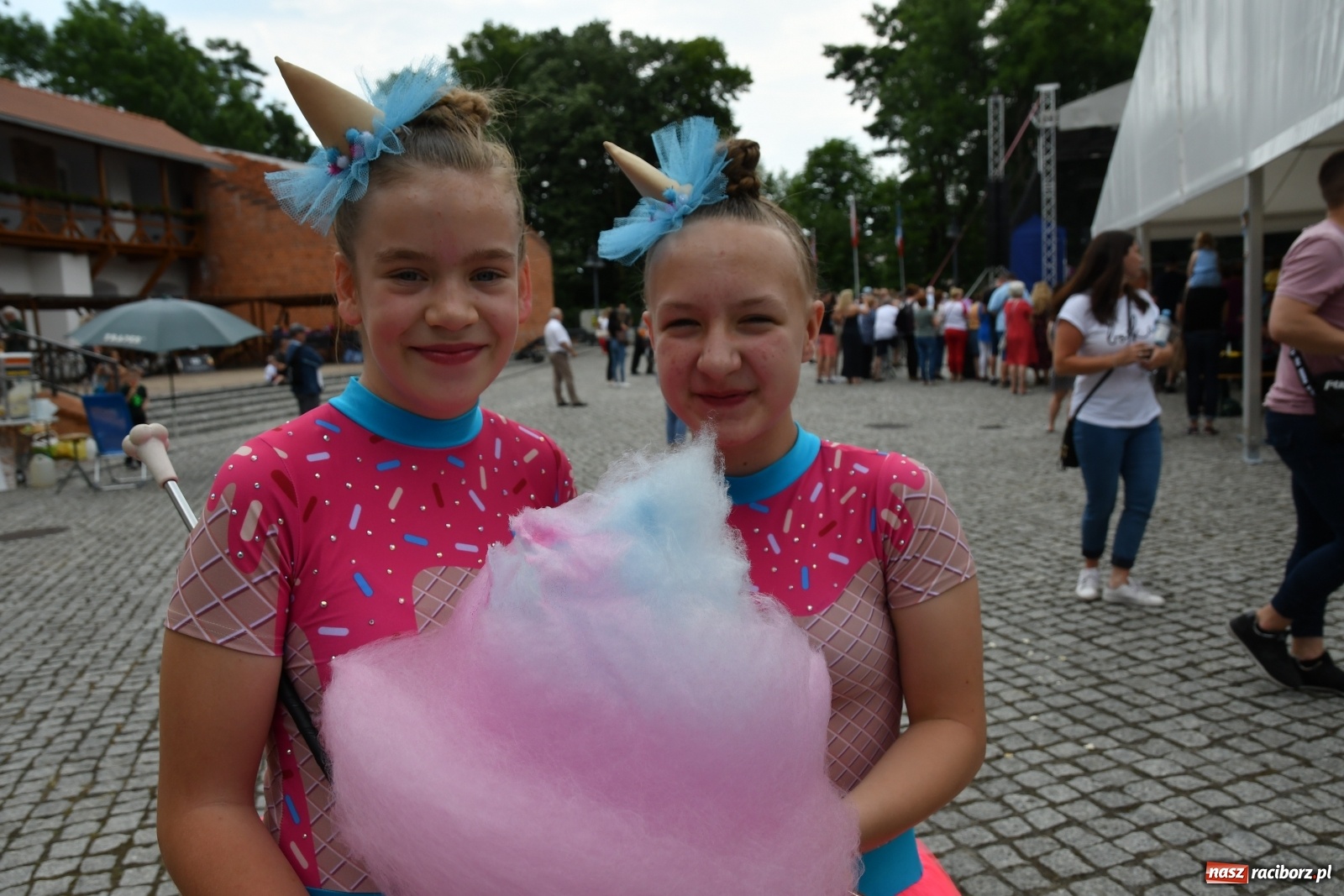 Zdjęcie w galerii na portalu naszraciborz.pl: I Ogólnopolski Mażoretkowy Zawrót Głowy Racibórz 2021 wiadomości z regionu