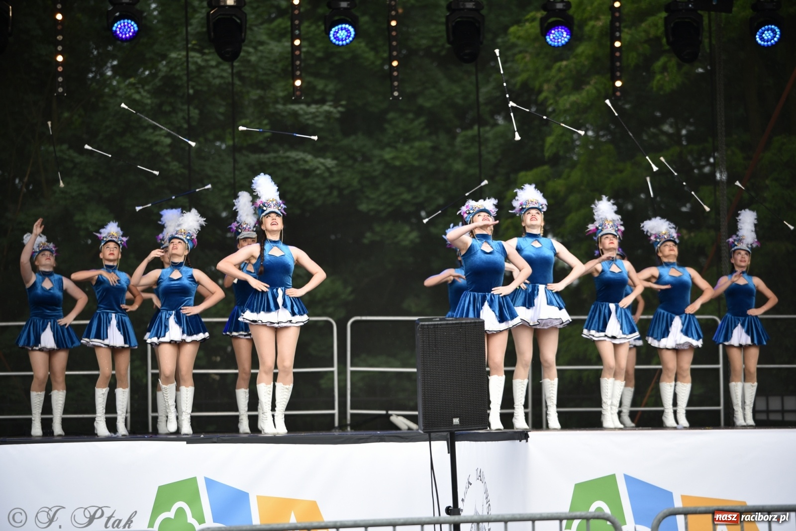 Zdjęcie w galerii na portalu naszraciborz.pl: I Ogólnopolski Mażoretkowy Zawrót Głowy Racibórz 2021 wiadomości z regionu