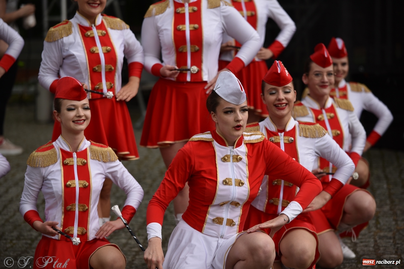 Zdjęcie w galerii na portalu naszraciborz.pl: I Ogólnopolski Mażoretkowy Zawrót Głowy Racibórz 2021 wiadomości z regionu