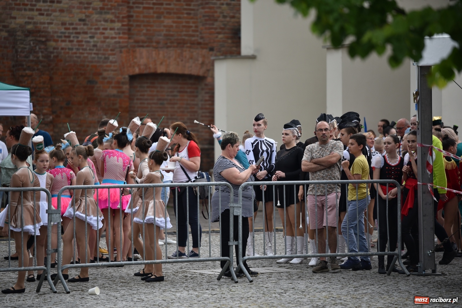 Zdjęcie w galerii na portalu naszraciborz.pl: I Ogólnopolski Mażoretkowy Zawrót Głowy Racibórz 2021 wiadomości z regionu