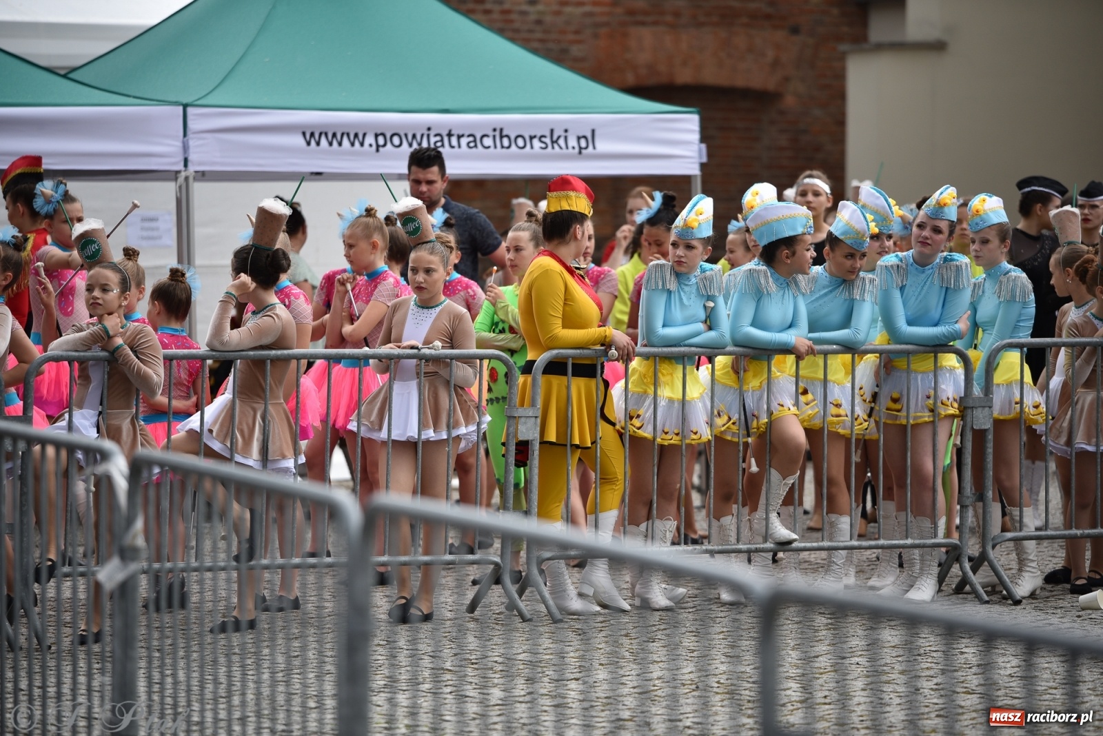 Zdjęcie w galerii na portalu naszraciborz.pl: I Ogólnopolski Mażoretkowy Zawrót Głowy Racibórz 2021 wiadomości z regionu