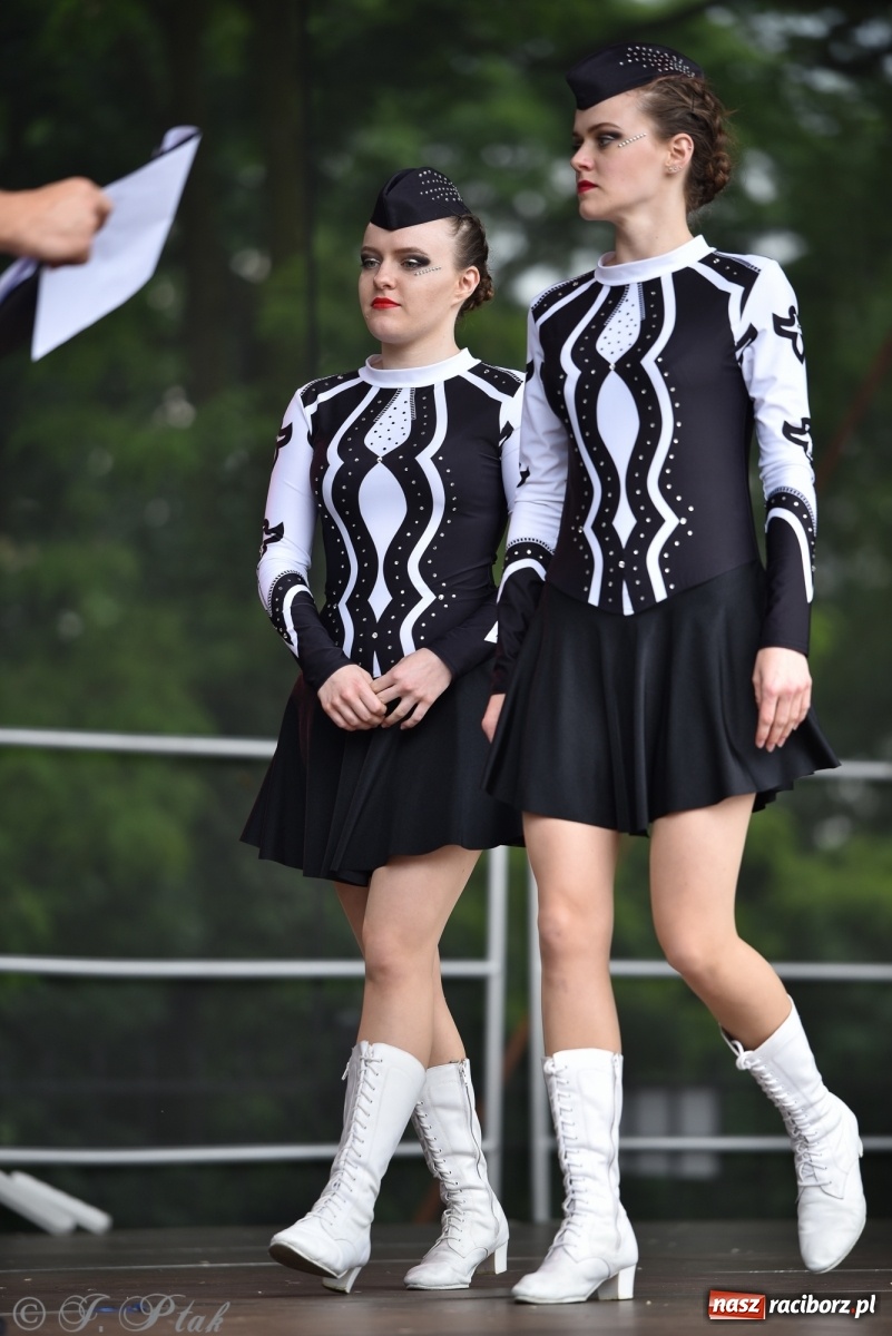Zdjęcie w galerii na portalu naszraciborz.pl: I Ogólnopolski Mażoretkowy Zawrót Głowy Racibórz 2021 wiadomości z regionu