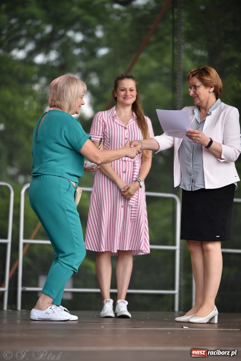 Zdjęcie w galerii na portalu naszraciborz.pl: I Ogólnopolski Mażoretkowy Zawrót Głowy Racibórz 2021 wiadomości z regionu