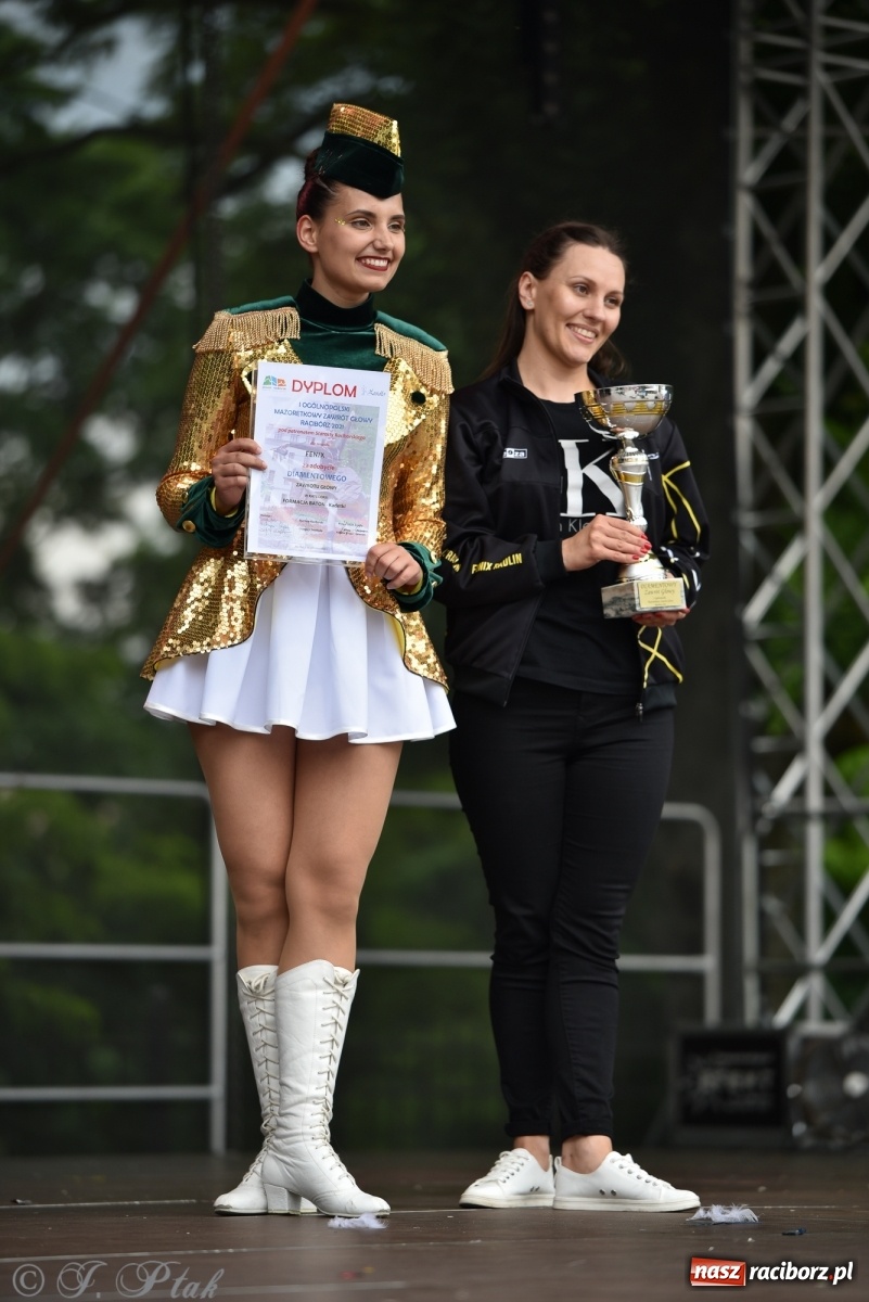 Zdjęcie w galerii na portalu naszraciborz.pl: I Ogólnopolski Mażoretkowy Zawrót Głowy Racibórz 2021 wiadomości z regionu