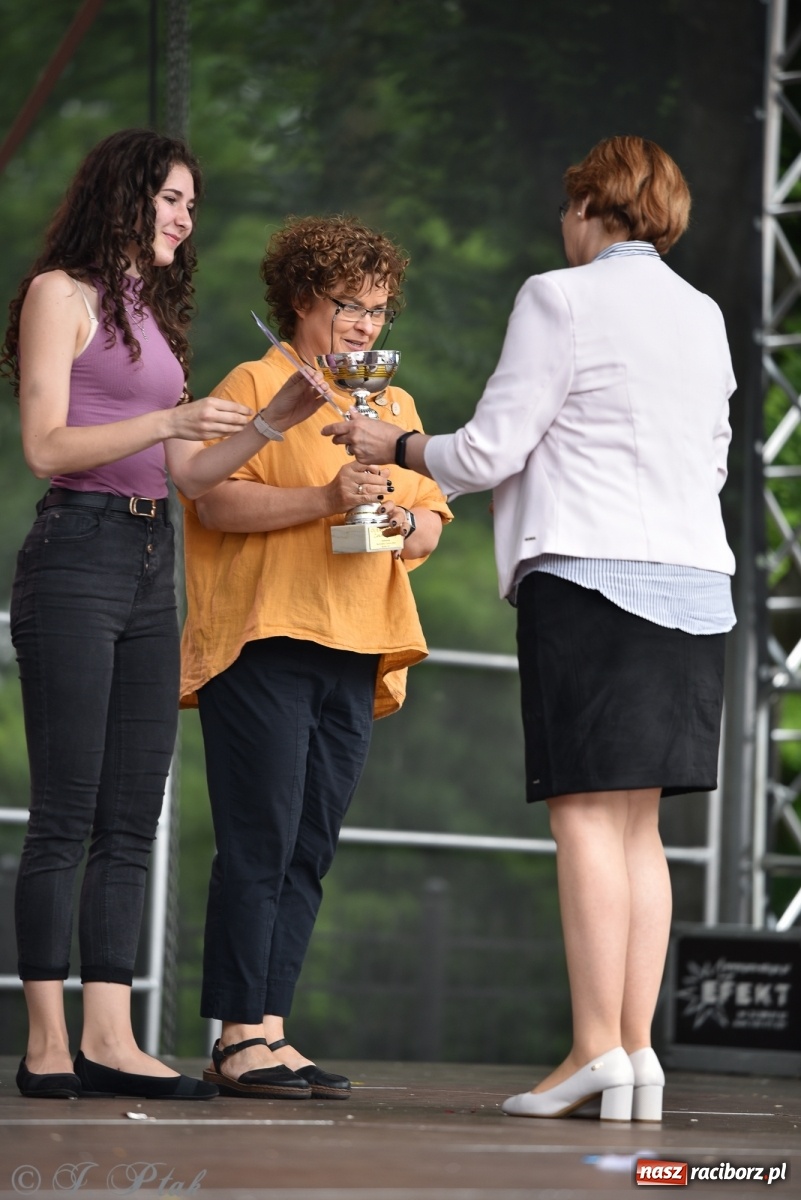 Zdjęcie w galerii na portalu naszraciborz.pl: I Ogólnopolski Mażoretkowy Zawrót Głowy Racibórz 2021 wiadomości z regionu