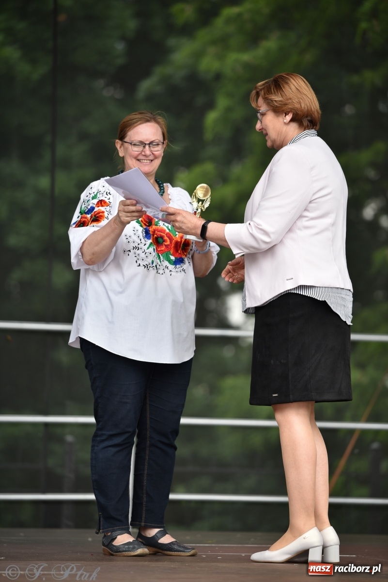 Zdjęcie w galerii na portalu naszraciborz.pl: I Ogólnopolski Mażoretkowy Zawrót Głowy Racibórz 2021 wiadomości z regionu