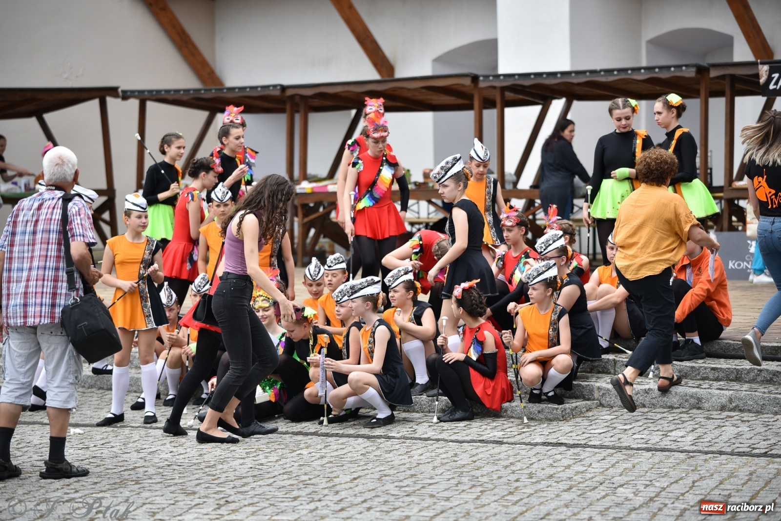 Zdjęcie w galerii na portalu naszraciborz.pl: I Ogólnopolski Mażoretkowy Zawrót Głowy Racibórz 2021 wiadomości z regionu