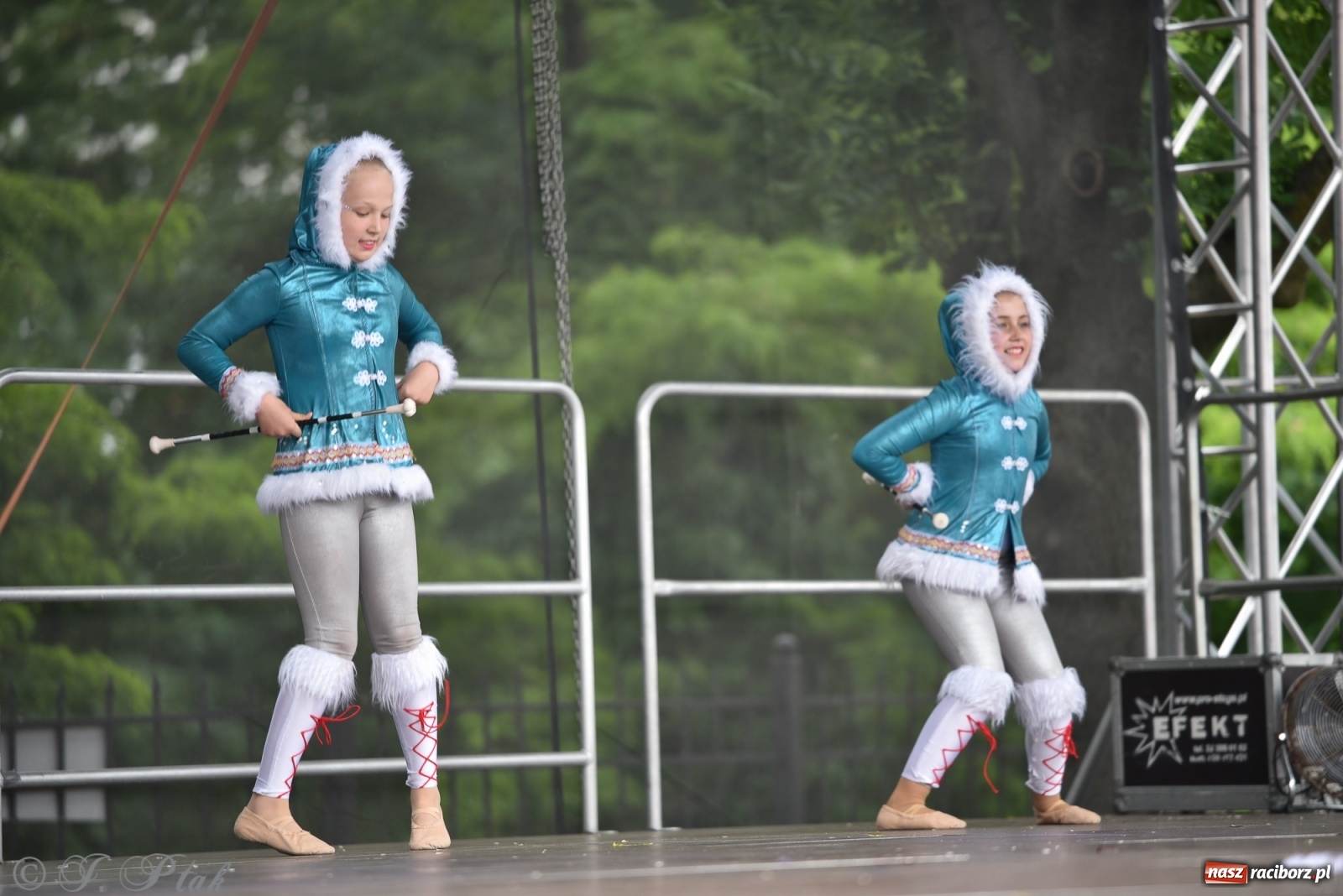 Zdjęcie w galerii na portalu naszraciborz.pl: I Ogólnopolski Mażoretkowy Zawrót Głowy Racibórz 2021 wiadomości z regionu