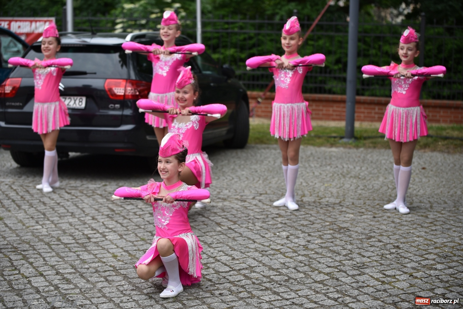 Zdjęcie w galerii na portalu naszraciborz.pl: I Ogólnopolski Mażoretkowy Zawrót Głowy Racibórz 2021 wiadomości z regionu