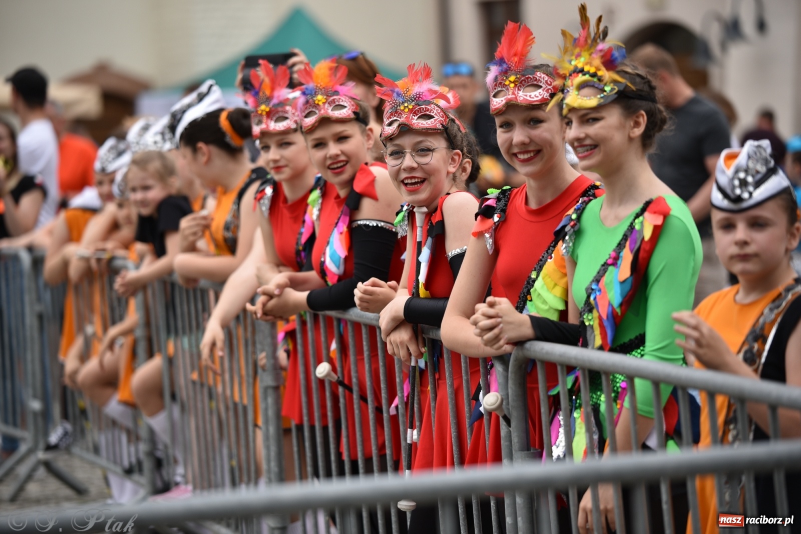 Zdjęcie w galerii na portalu naszraciborz.pl: I Ogólnopolski Mażoretkowy Zawrót Głowy Racibórz 2021 wiadomości z regionu