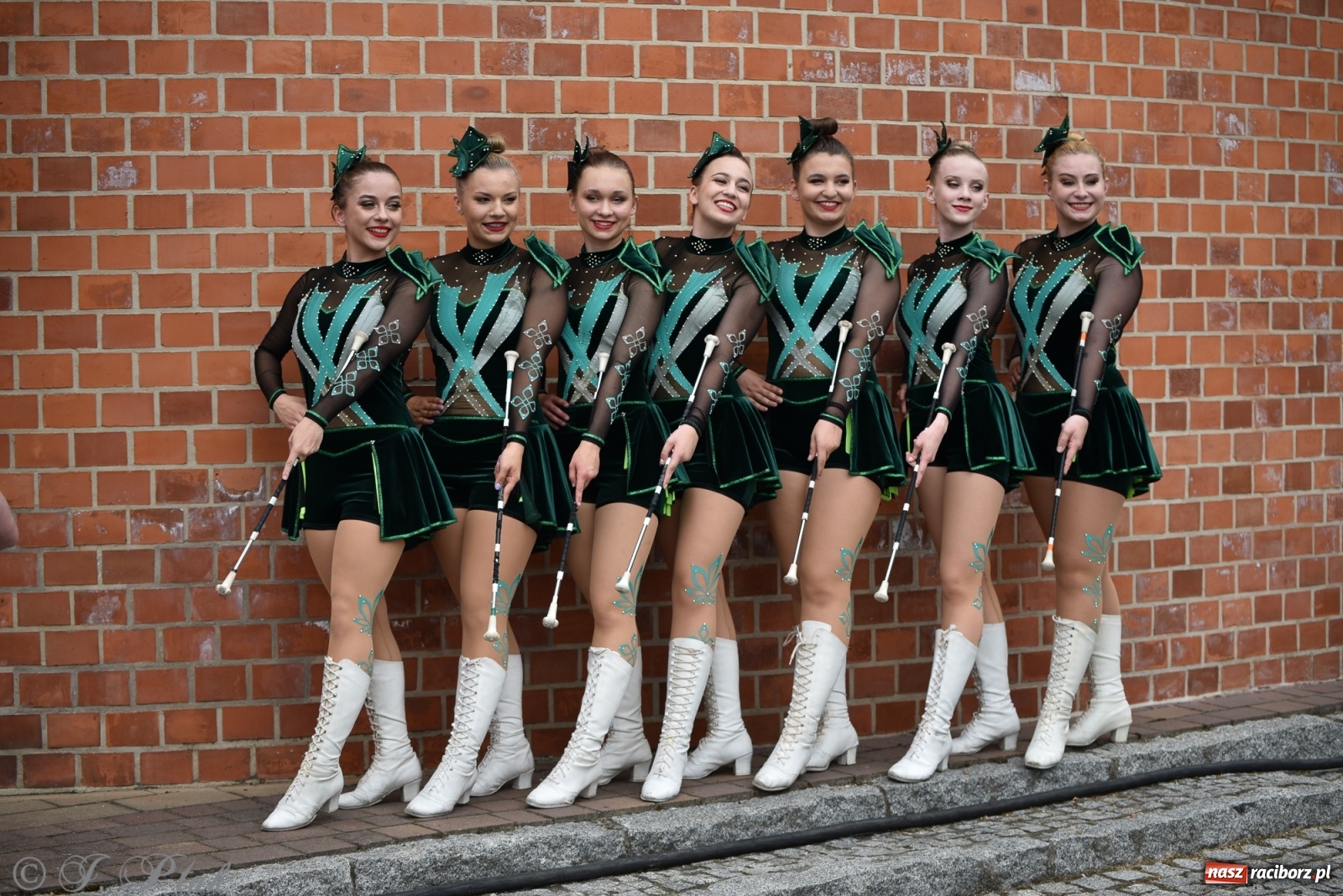 Zdjęcie w galerii na portalu naszraciborz.pl: I Ogólnopolski Mażoretkowy Zawrót Głowy Racibórz 2021 wiadomości z regionu