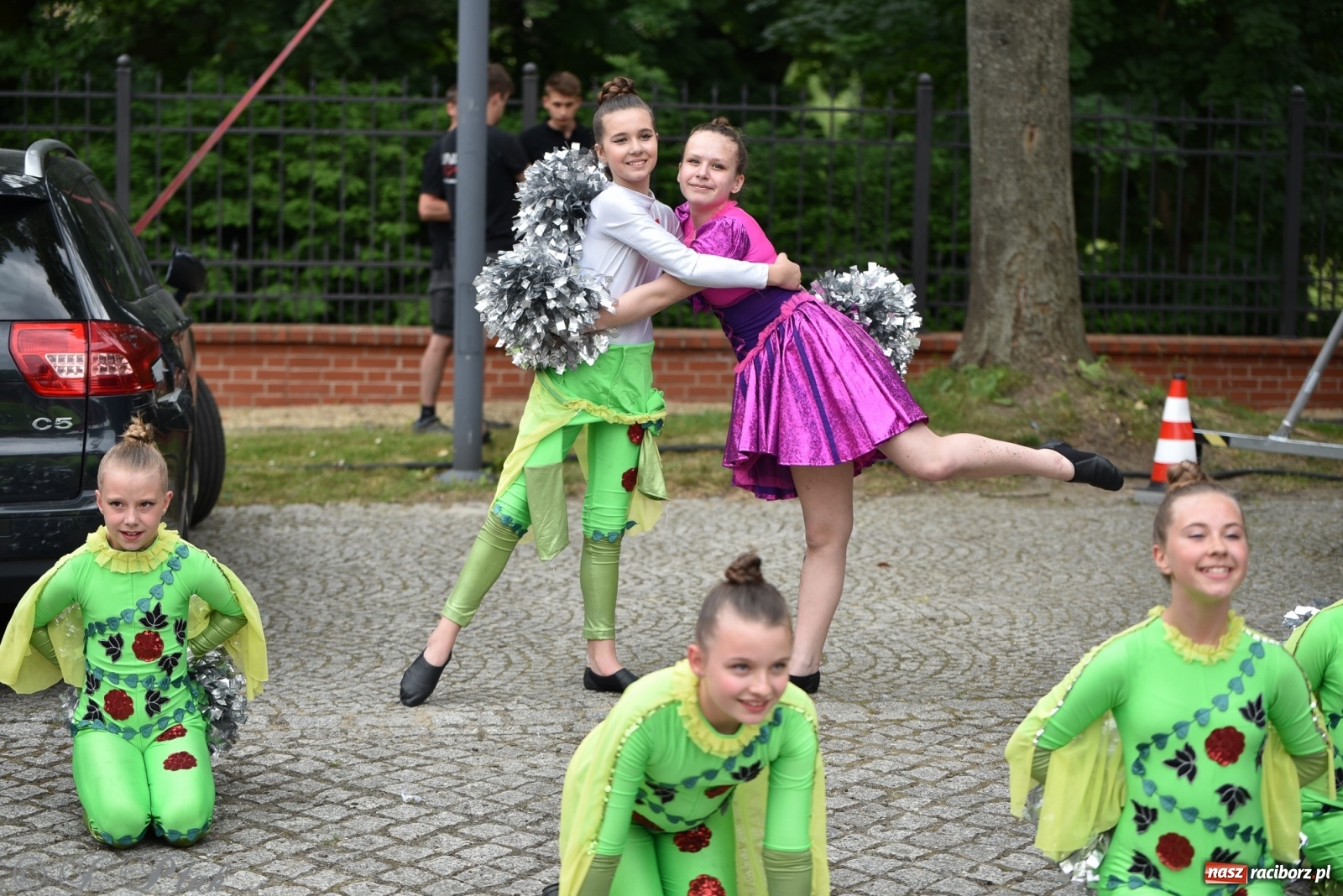 Zdjęcie w galerii na portalu naszraciborz.pl: I Ogólnopolski Mażoretkowy Zawrót Głowy Racibórz 2021 wiadomości z regionu