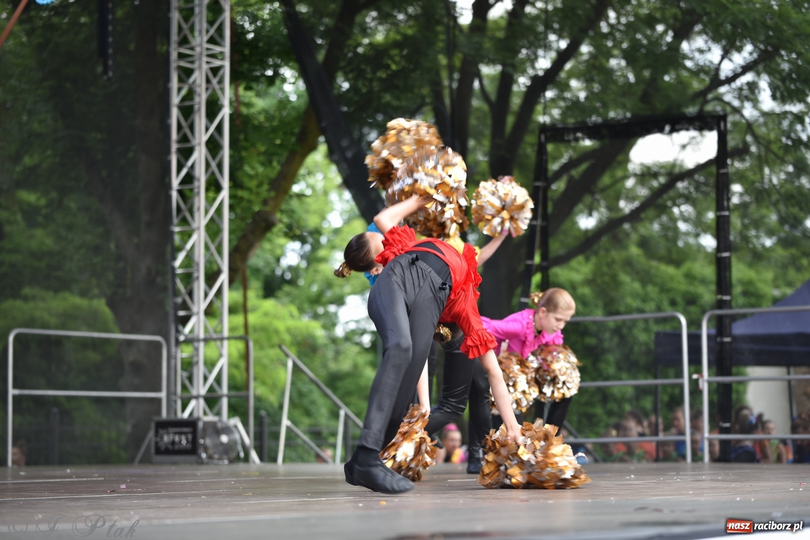 Zdjęcie w galerii na portalu naszraciborz.pl: I Ogólnopolski Mażoretkowy Zawrót Głowy Racibórz 2021 wiadomości z regionu