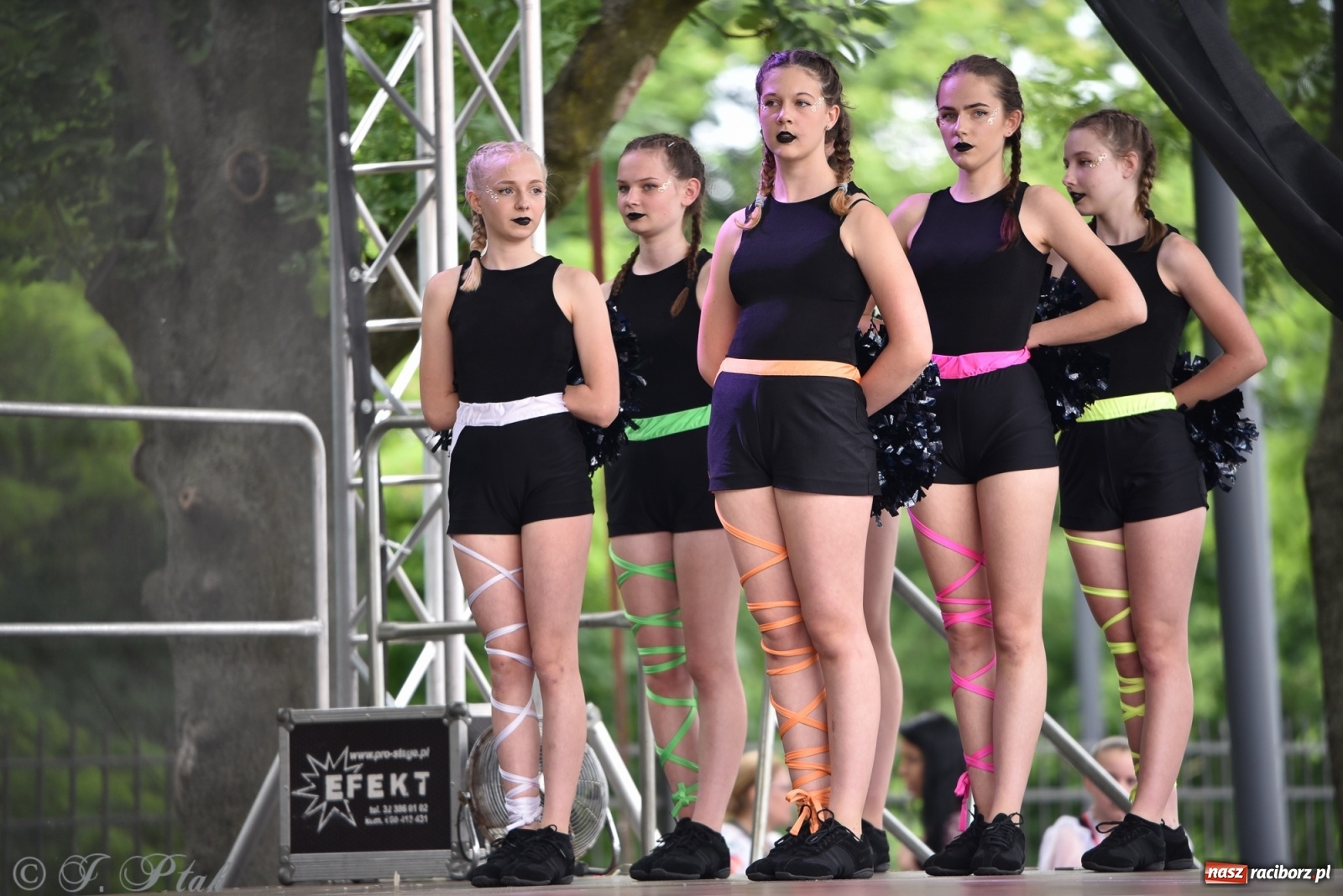 Zdjęcie w galerii na portalu naszraciborz.pl: I Ogólnopolski Mażoretkowy Zawrót Głowy Racibórz 2021 wiadomości z regionu