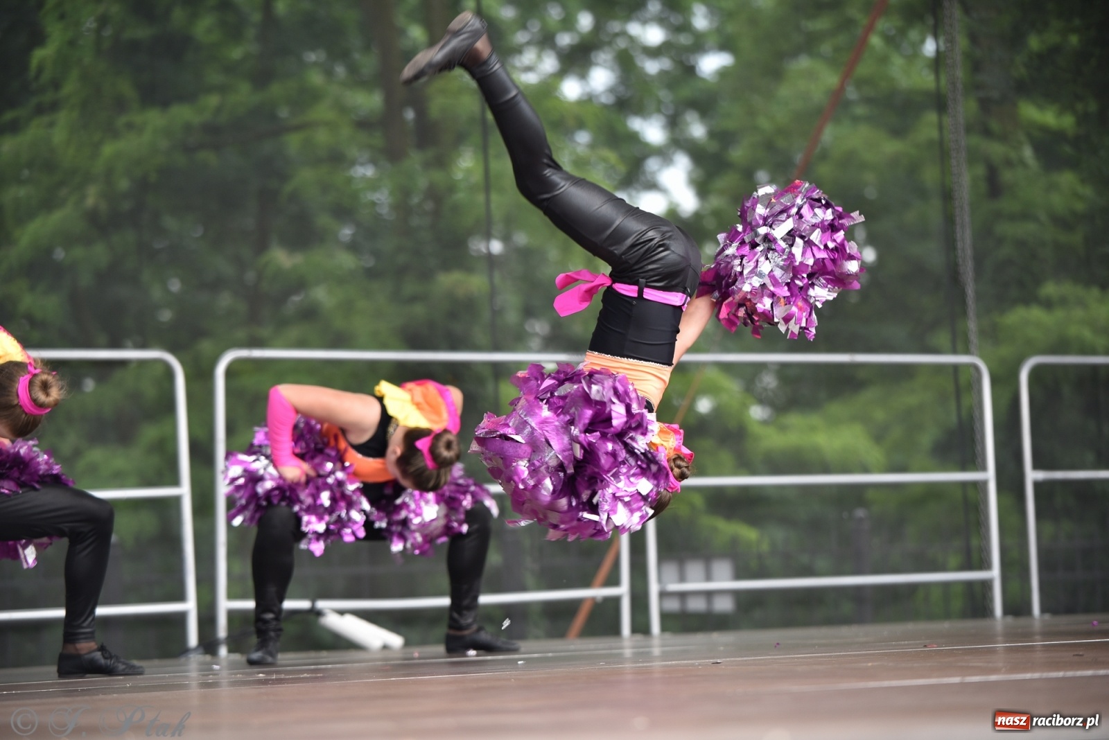 Zdjęcie w galerii na portalu naszraciborz.pl: I Ogólnopolski Mażoretkowy Zawrót Głowy Racibórz 2021 wiadomości z regionu