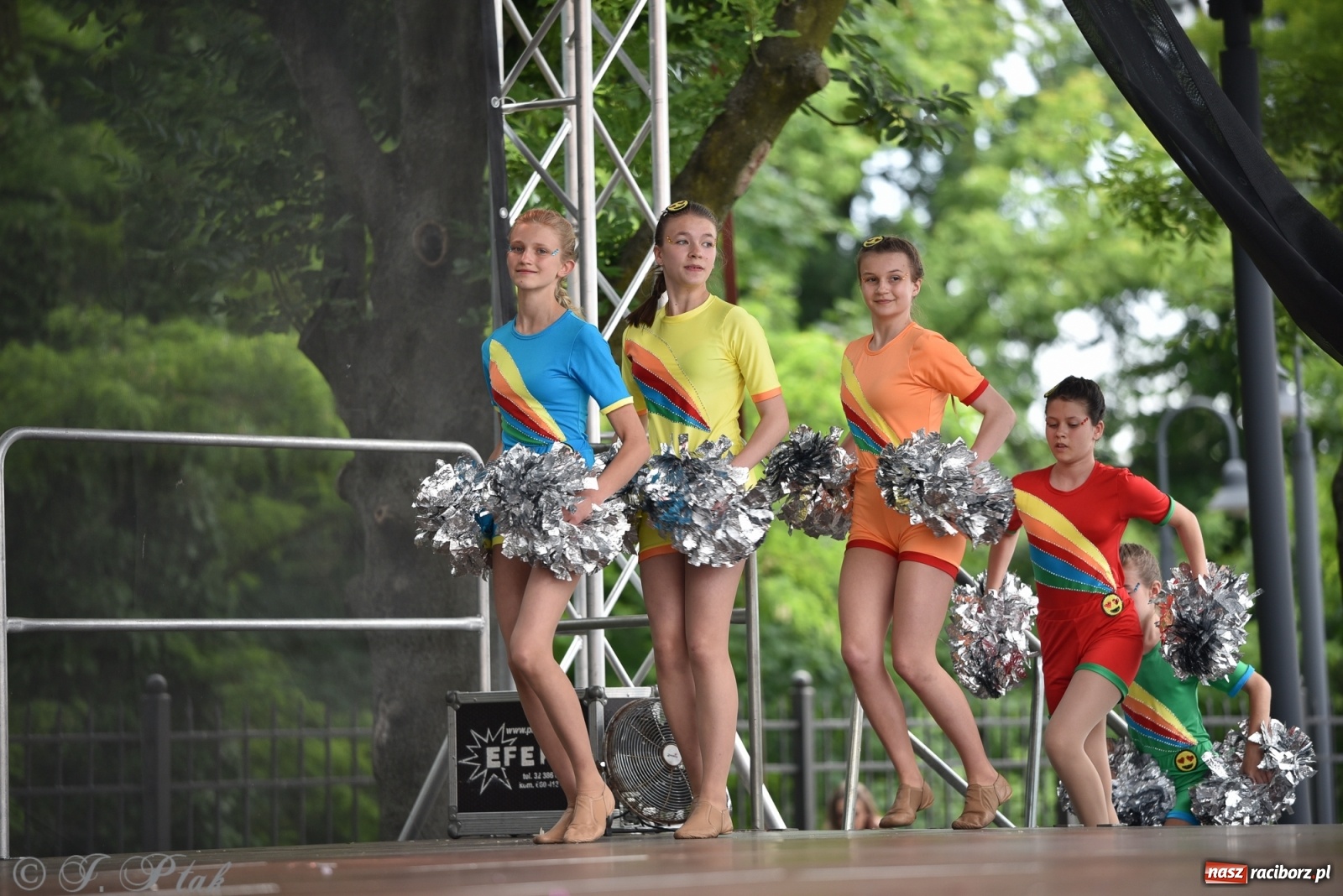 Zdjęcie w galerii na portalu naszraciborz.pl: I Ogólnopolski Mażoretkowy Zawrót Głowy Racibórz 2021 wiadomości z regionu