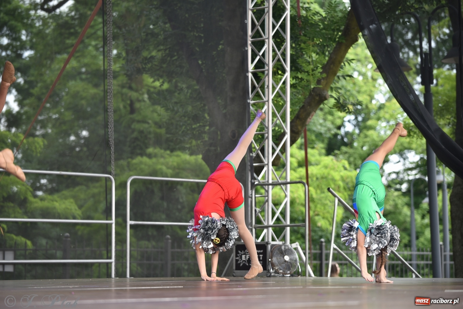 Zdjęcie w galerii na portalu naszraciborz.pl: I Ogólnopolski Mażoretkowy Zawrót Głowy Racibórz 2021 wiadomości z regionu