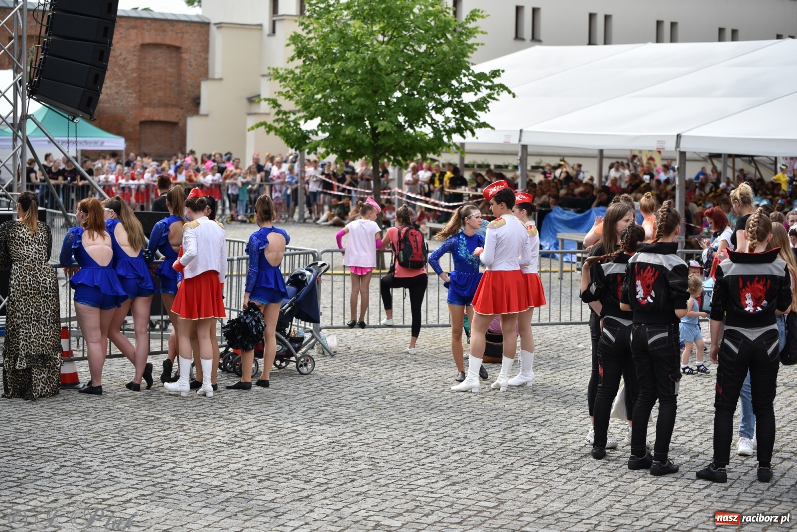 Zdjęcie w galerii na portalu naszraciborz.pl: I Ogólnopolski Mażoretkowy Zawrót Głowy Racibórz 2021 wiadomości z regionu
