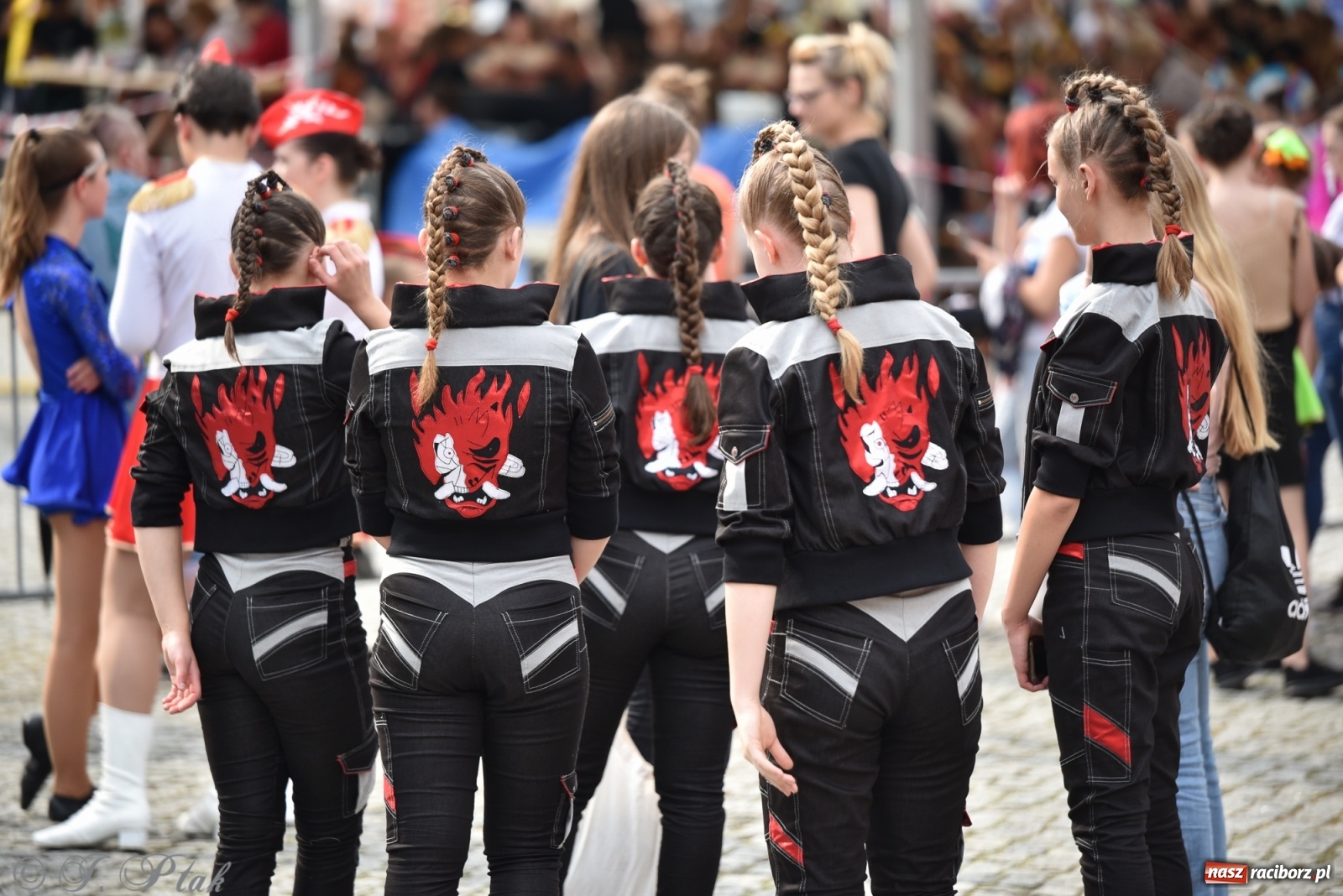 Zdjęcie w galerii na portalu naszraciborz.pl: I Ogólnopolski Mażoretkowy Zawrót Głowy Racibórz 2021 wiadomości z regionu