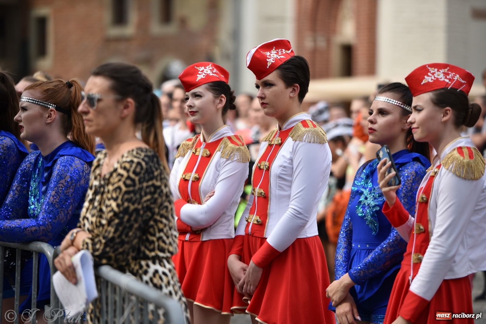 Zdjęcie w galerii na portalu naszraciborz.pl: I Ogólnopolski Mażoretkowy Zawrót Głowy Racibórz 2021 wiadomości z regionu