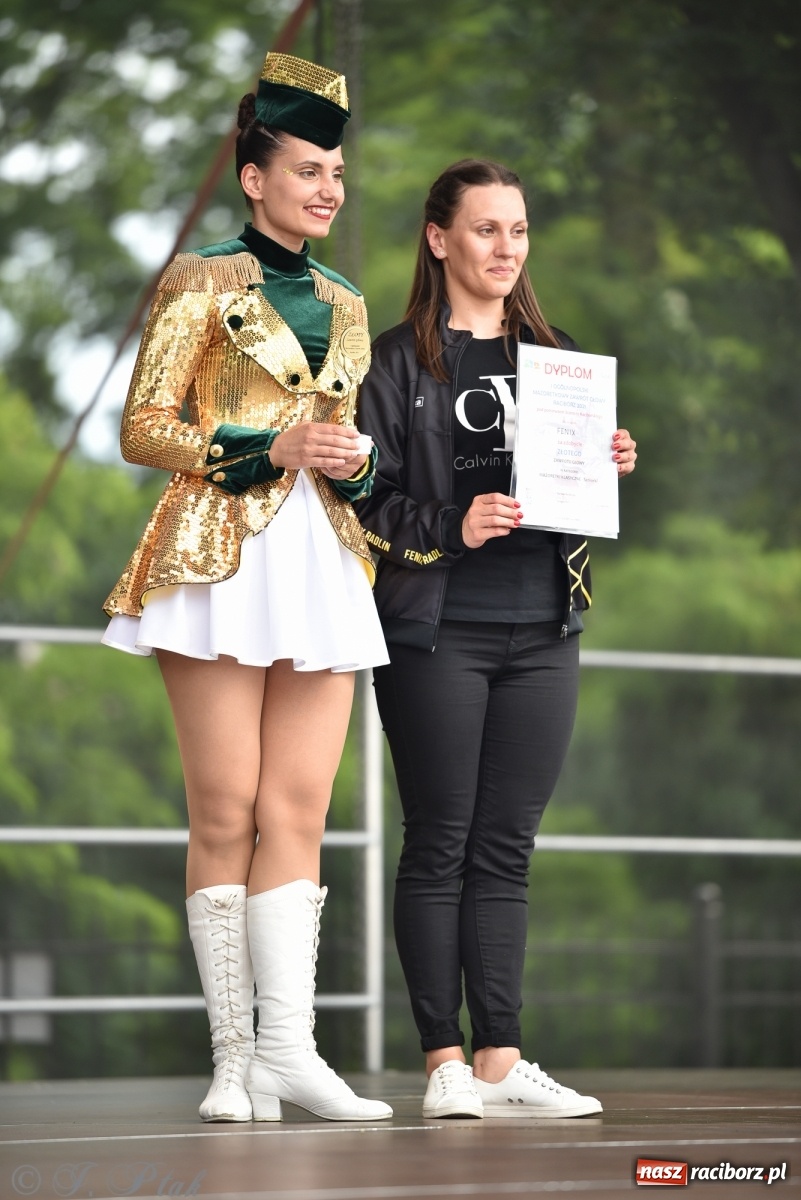 Zdjęcie w galerii na portalu naszraciborz.pl: I Ogólnopolski Mażoretkowy Zawrót Głowy Racibórz 2021 wiadomości z regionu