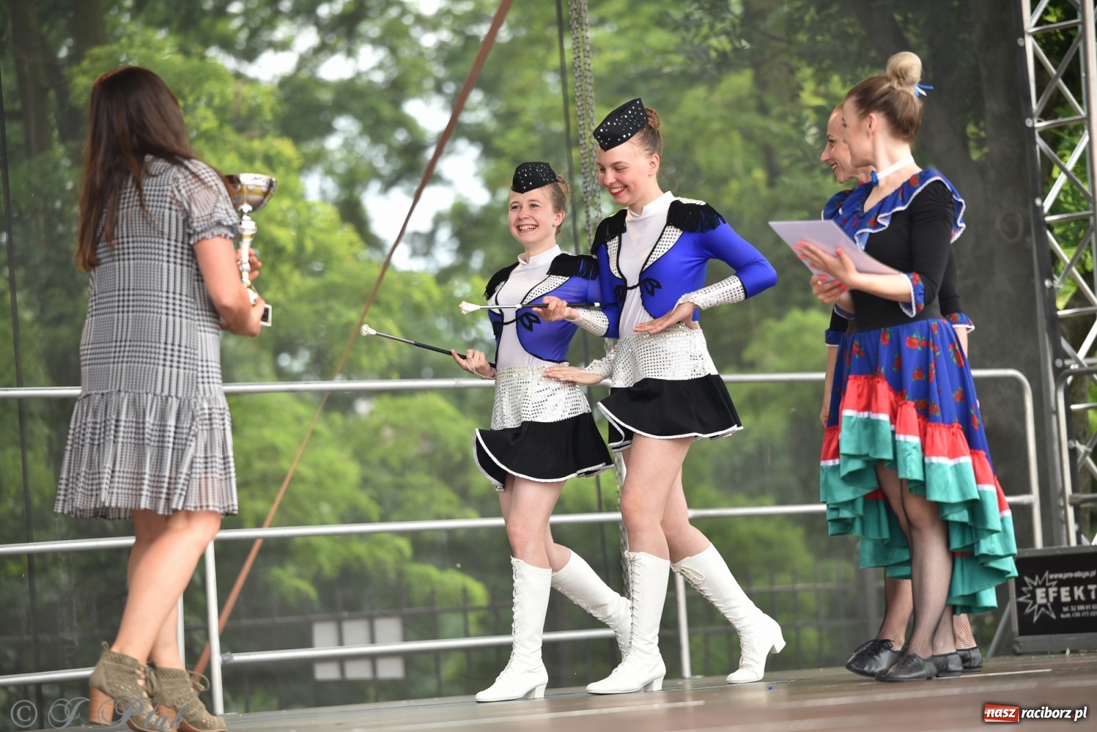 Zdjęcie w galerii na portalu naszraciborz.pl: I Ogólnopolski Mażoretkowy Zawrót Głowy Racibórz 2021 wiadomości z regionu