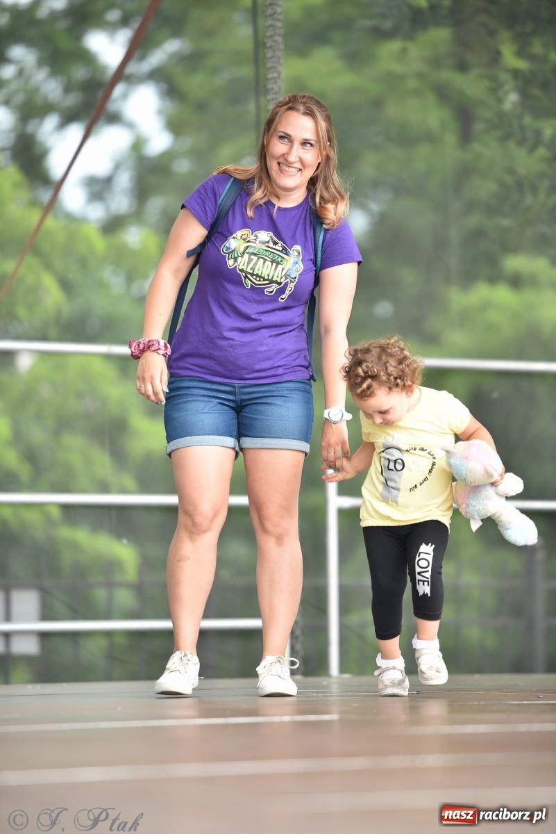 Zdjęcie w galerii na portalu naszraciborz.pl: I Ogólnopolski Mażoretkowy Zawrót Głowy Racibórz 2021 wiadomości z regionu