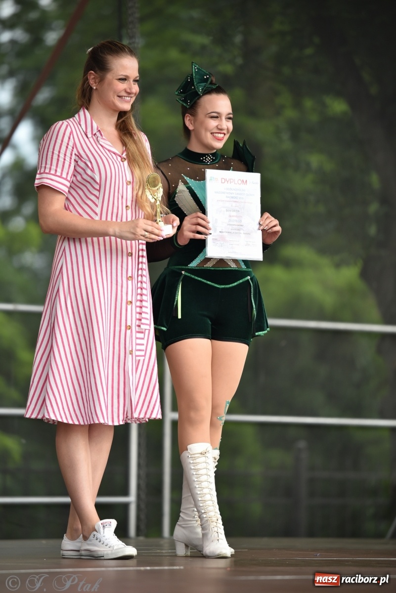 Zdjęcie w galerii na portalu naszraciborz.pl: I Ogólnopolski Mażoretkowy Zawrót Głowy Racibórz 2021 wiadomości z regionu