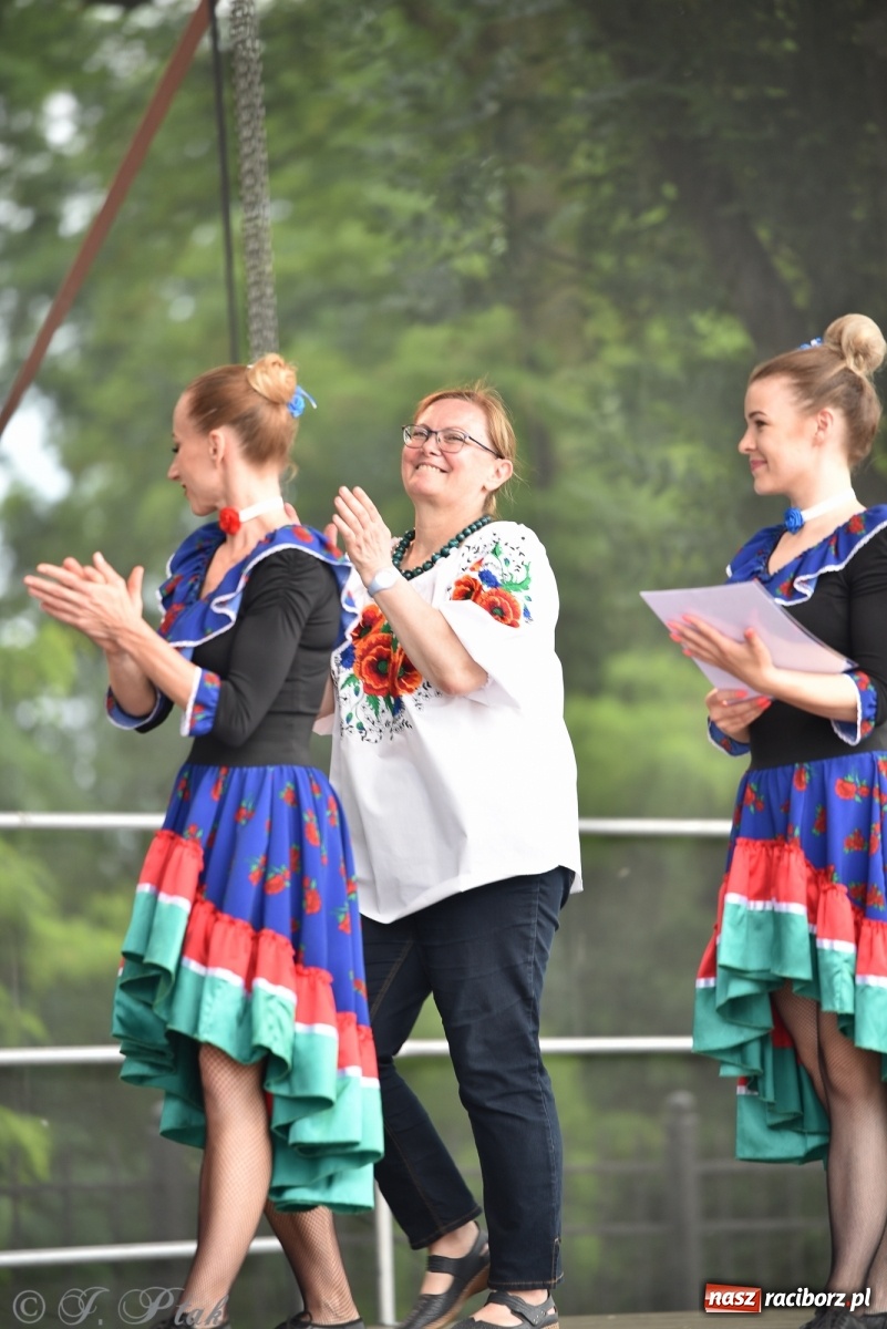Zdjęcie w galerii na portalu naszraciborz.pl: I Ogólnopolski Mażoretkowy Zawrót Głowy Racibórz 2021 wiadomości z regionu