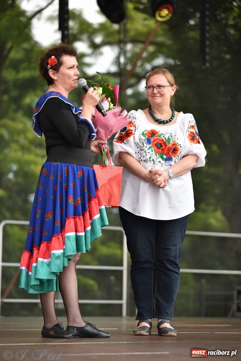 Zdjęcie w galerii na portalu naszraciborz.pl: I Ogólnopolski Mażoretkowy Zawrót Głowy Racibórz 2021 wiadomości z regionu