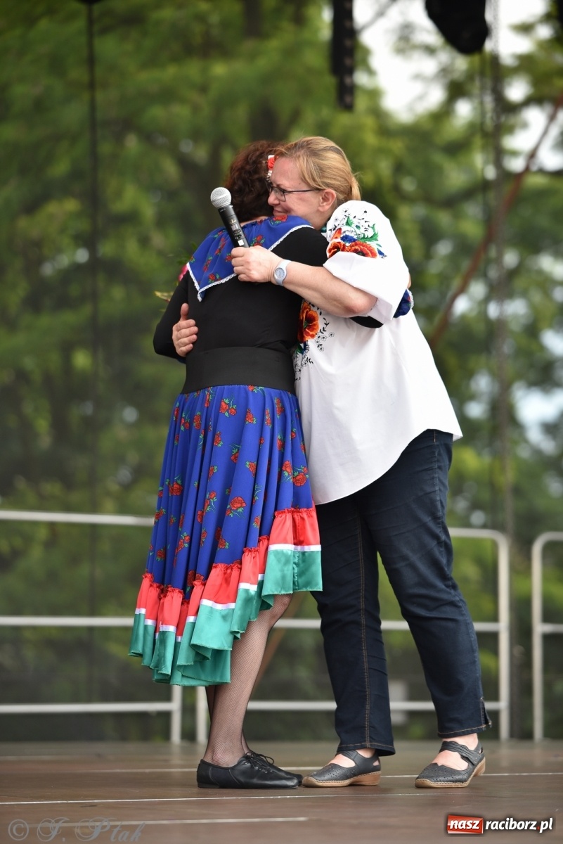 Zdjęcie w galerii na portalu naszraciborz.pl: I Ogólnopolski Mażoretkowy Zawrót Głowy Racibórz 2021 wiadomości z regionu