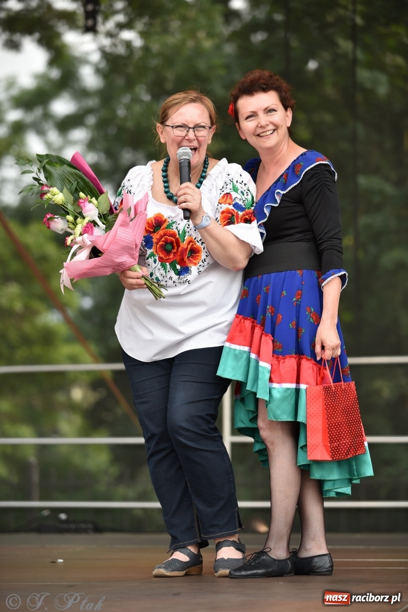 Zdjęcie w galerii na portalu naszraciborz.pl: I Ogólnopolski Mażoretkowy Zawrót Głowy Racibórz 2021 wiadomości z regionu