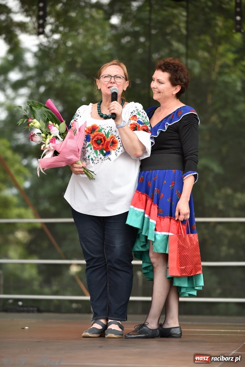 Zdjęcie w galerii na portalu naszraciborz.pl: I Ogólnopolski Mażoretkowy Zawrót Głowy Racibórz 2021 wiadomości z regionu