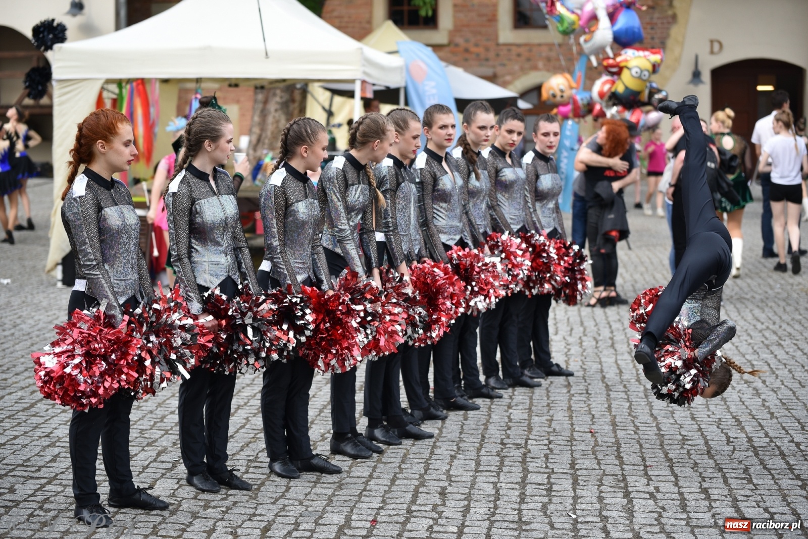 Zdjęcie w galerii na portalu naszraciborz.pl: I Ogólnopolski Mażoretkowy Zawrót Głowy Racibórz 2021 wiadomości z regionu