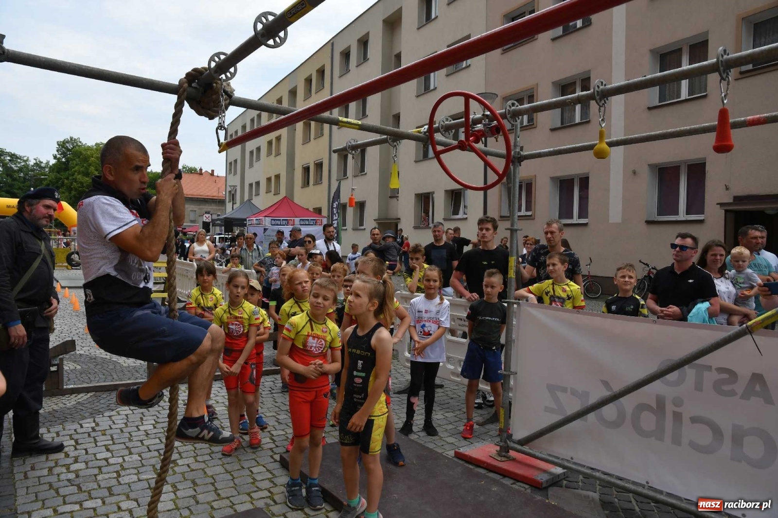 Zdjęcie w galerii na portalu naszraciborz.pl: I Mistrzostwa Raciborza NINJA OCR kids wiadomości z regionu