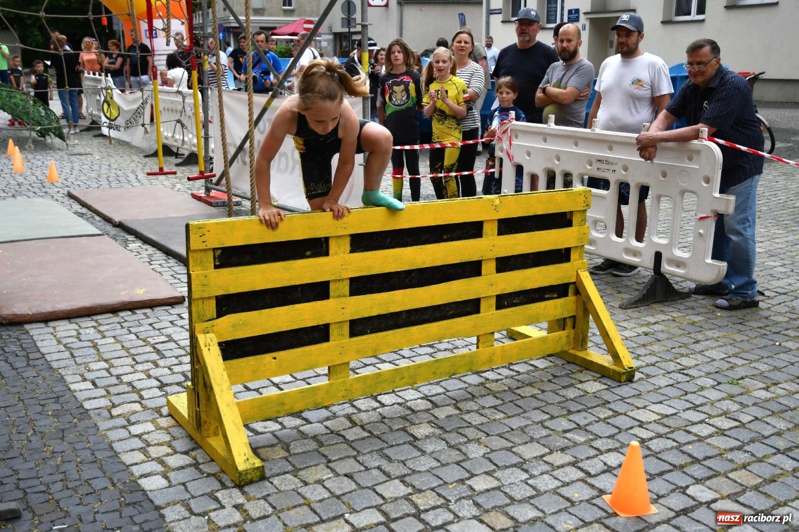 Zdjęcie w galerii na portalu naszraciborz.pl: I Mistrzostwa Raciborza NINJA OCR kids wiadomości z regionu