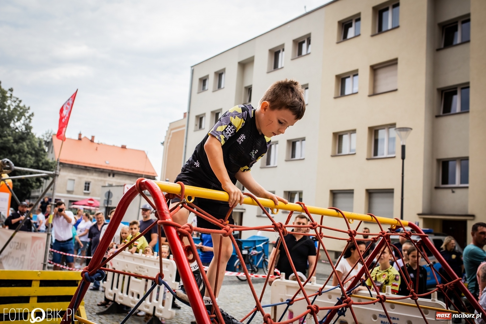 Zdjęcie w galerii na portalu naszraciborz.pl: I Mistrzostwa Raciborza NINJA OCR kids wiadomości z regionu