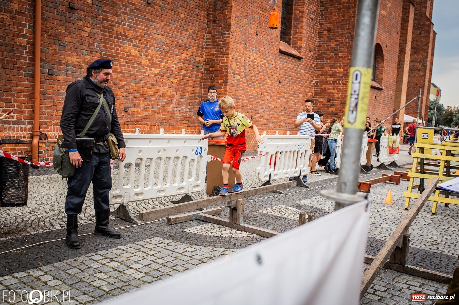 Zdjęcie w galerii na portalu naszraciborz.pl: I Mistrzostwa Raciborza NINJA OCR kids wiadomości z regionu