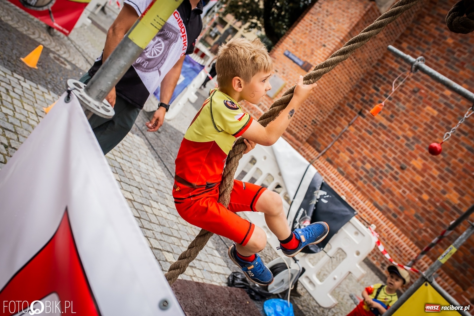 Zdjęcie w galerii na portalu naszraciborz.pl: I Mistrzostwa Raciborza NINJA OCR kids wiadomości z regionu