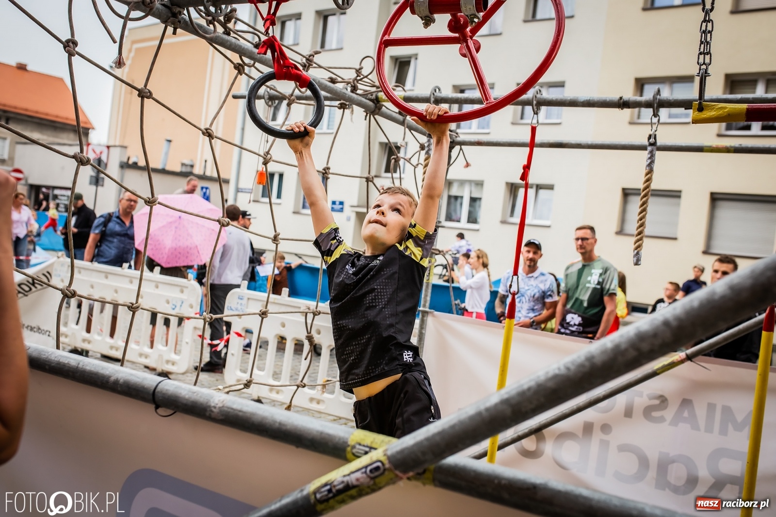 Zdjęcie w galerii na portalu naszraciborz.pl: I Mistrzostwa Raciborza NINJA OCR kids wiadomości z regionu