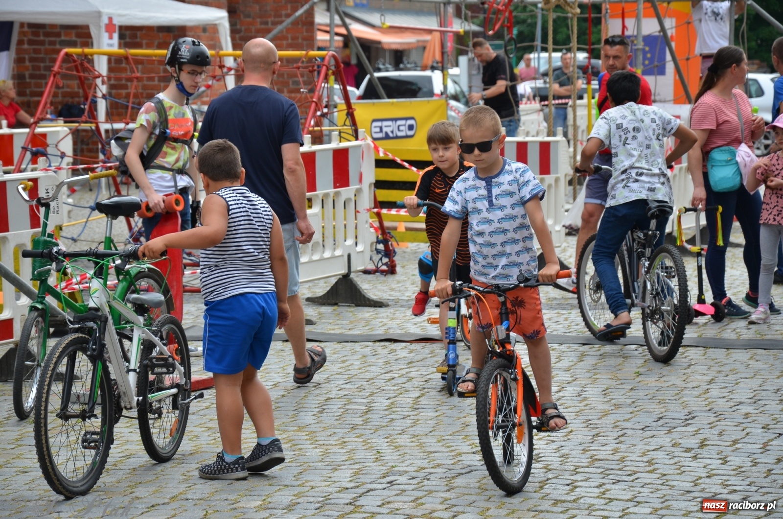 Zdjęcie w galerii na portalu naszraciborz.pl: Racibórz kocha rower. Trzecia edycja festiwalu wiadomości z regionu