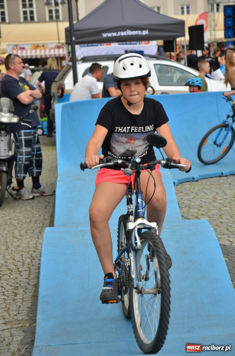 Zdjęcie w galerii na portalu naszraciborz.pl: Racibórz kocha rower. Trzecia edycja festiwalu wiadomości z regionu