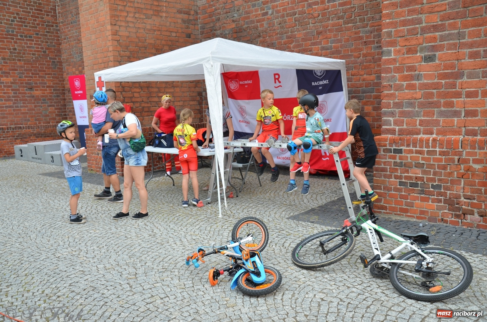 Zdjęcie w galerii na portalu naszraciborz.pl: Racibórz kocha rower. Trzecia edycja festiwalu wiadomości z regionu